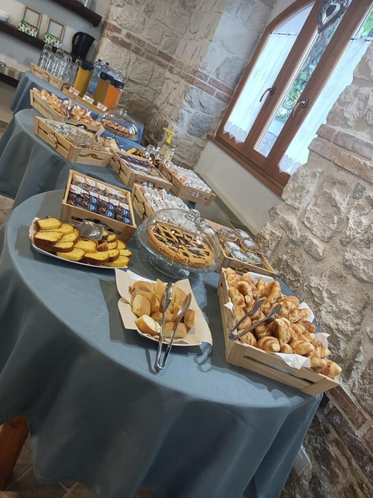 Bed and breakfast Pescofalcone 3*